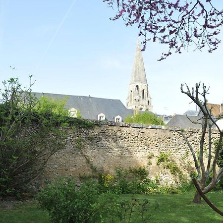 Bed and Breakfast Vendome Au Bord Du Loir Exterior foto